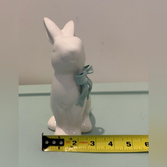 Super Cute Small Ceramic Bunny Figurines with Pastel Bows- Set of 3- NWT - Picture 5 of 6
